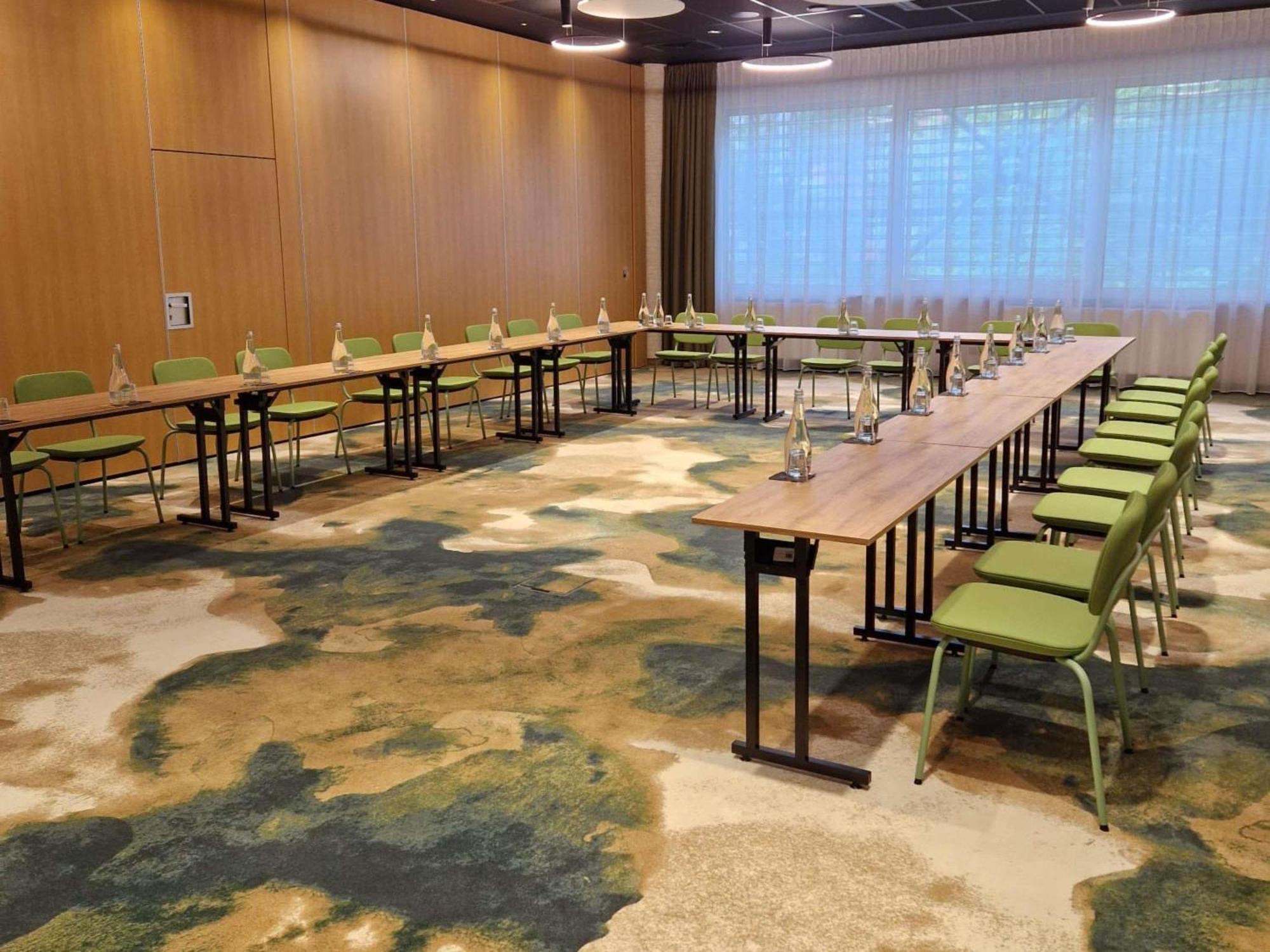 Mercure Hotel 3*